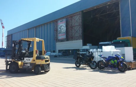 Ενοικιάσεις κλαρκ σε εκθεσιακά κέντρα forklift-solutions.gr